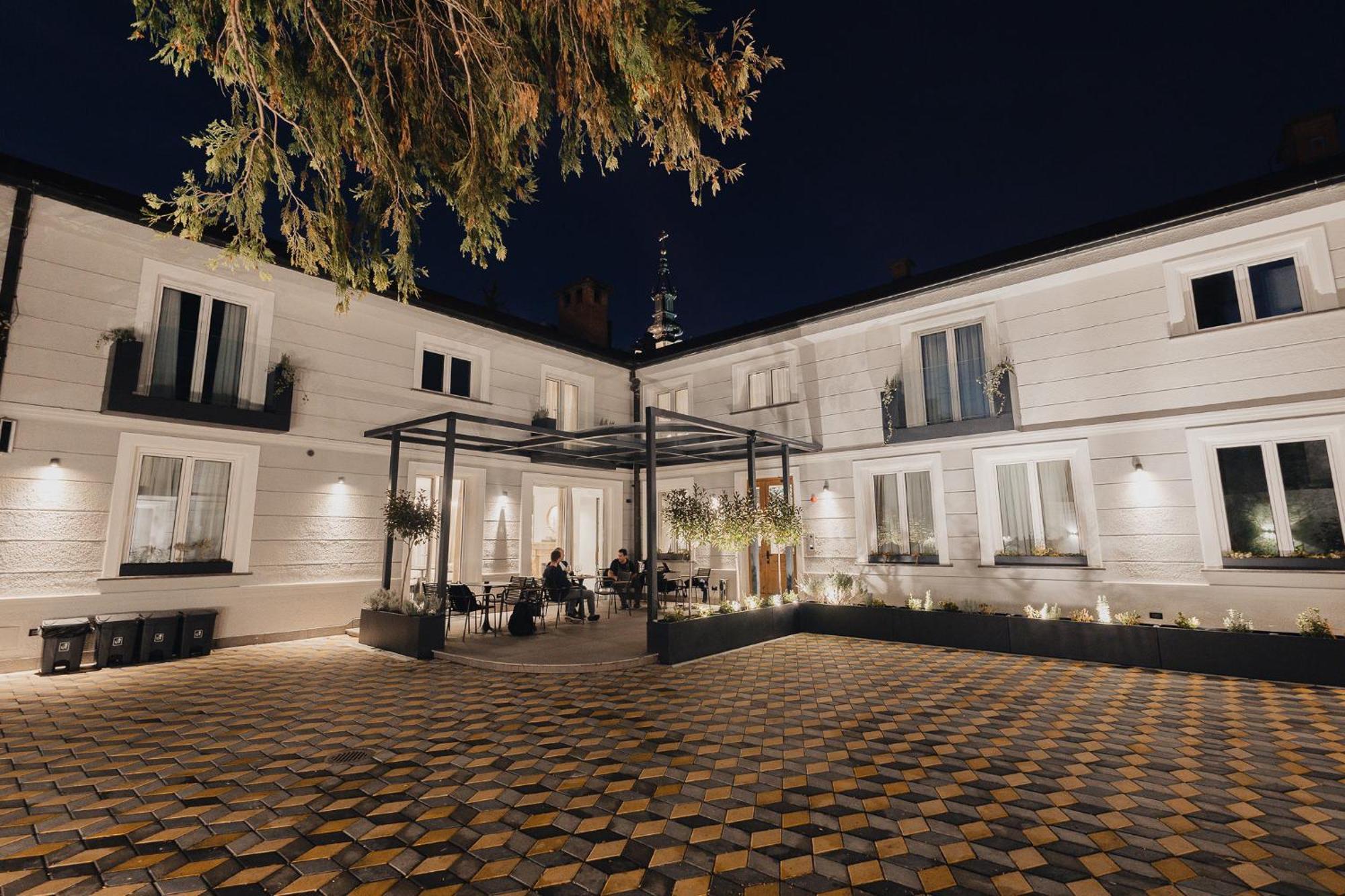 Hotel Flaneur Belgrad Exteriör bild